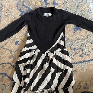 Nununu little girls long sleeve dress